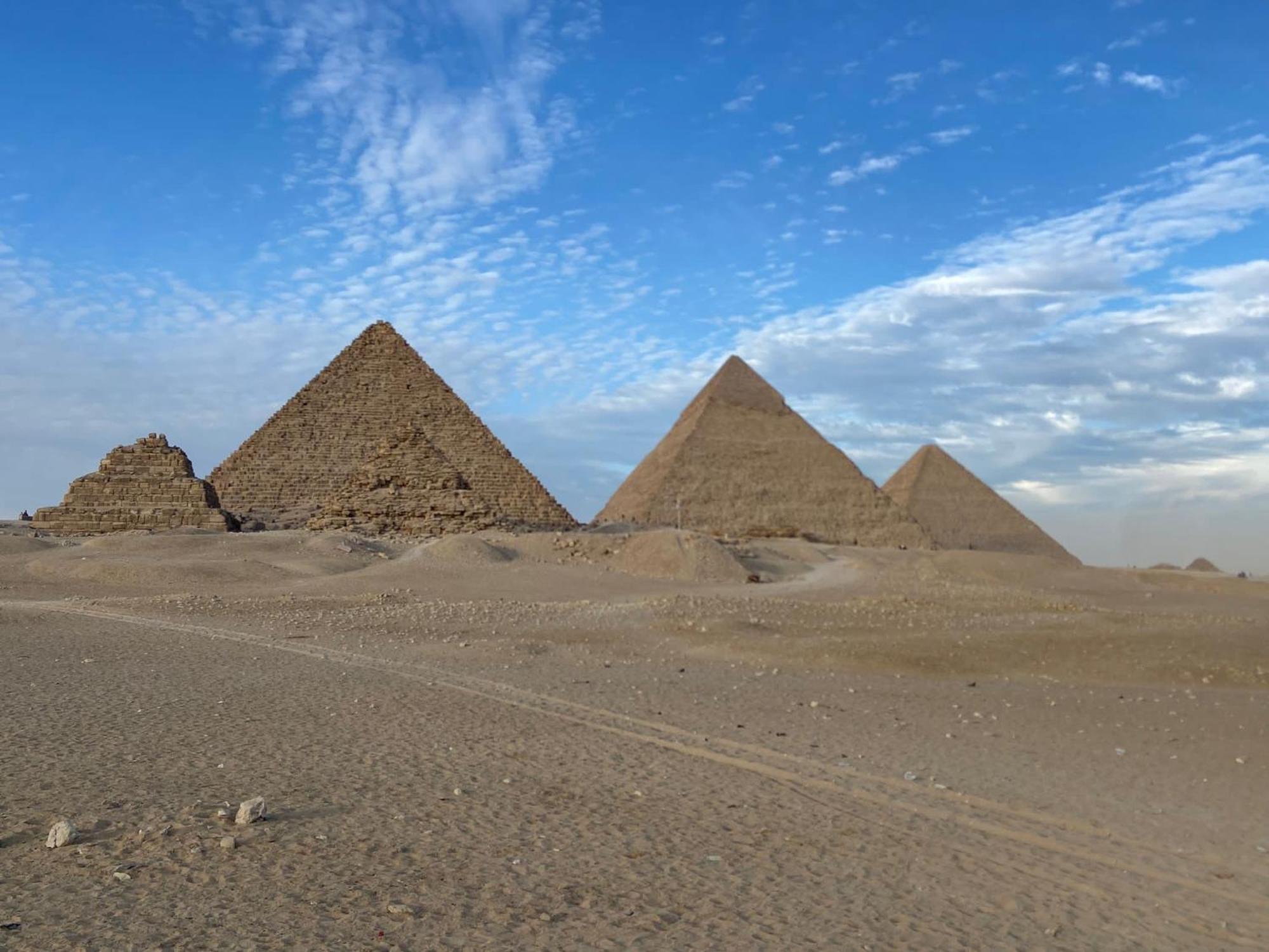 Loay Pyramids View Apartment Cairo Ngoại thất bức ảnh